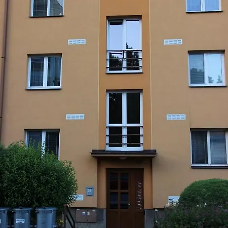 Prazdninove - Cely Jen Vas Litomysl